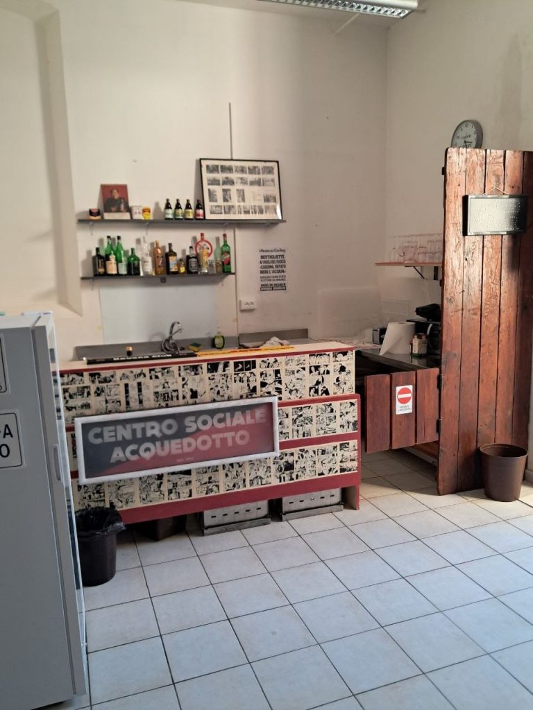 bar sociale
