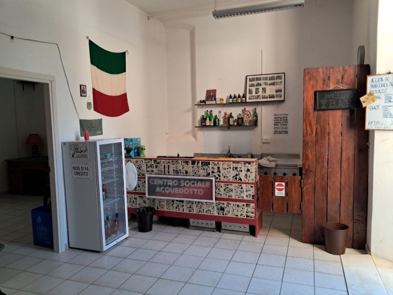 bar sociale